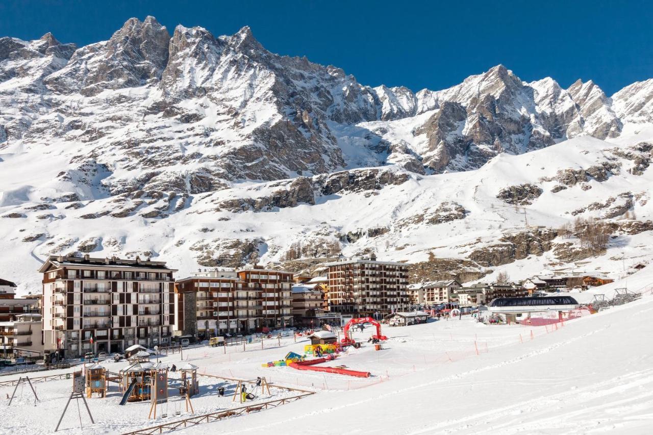 Hellochalet - The One - Garage, Bootdryer, Home Theatre With Subwoofer, Netflix, Hydromassage Turkish Bath Breuil-Cervinia Exterior foto